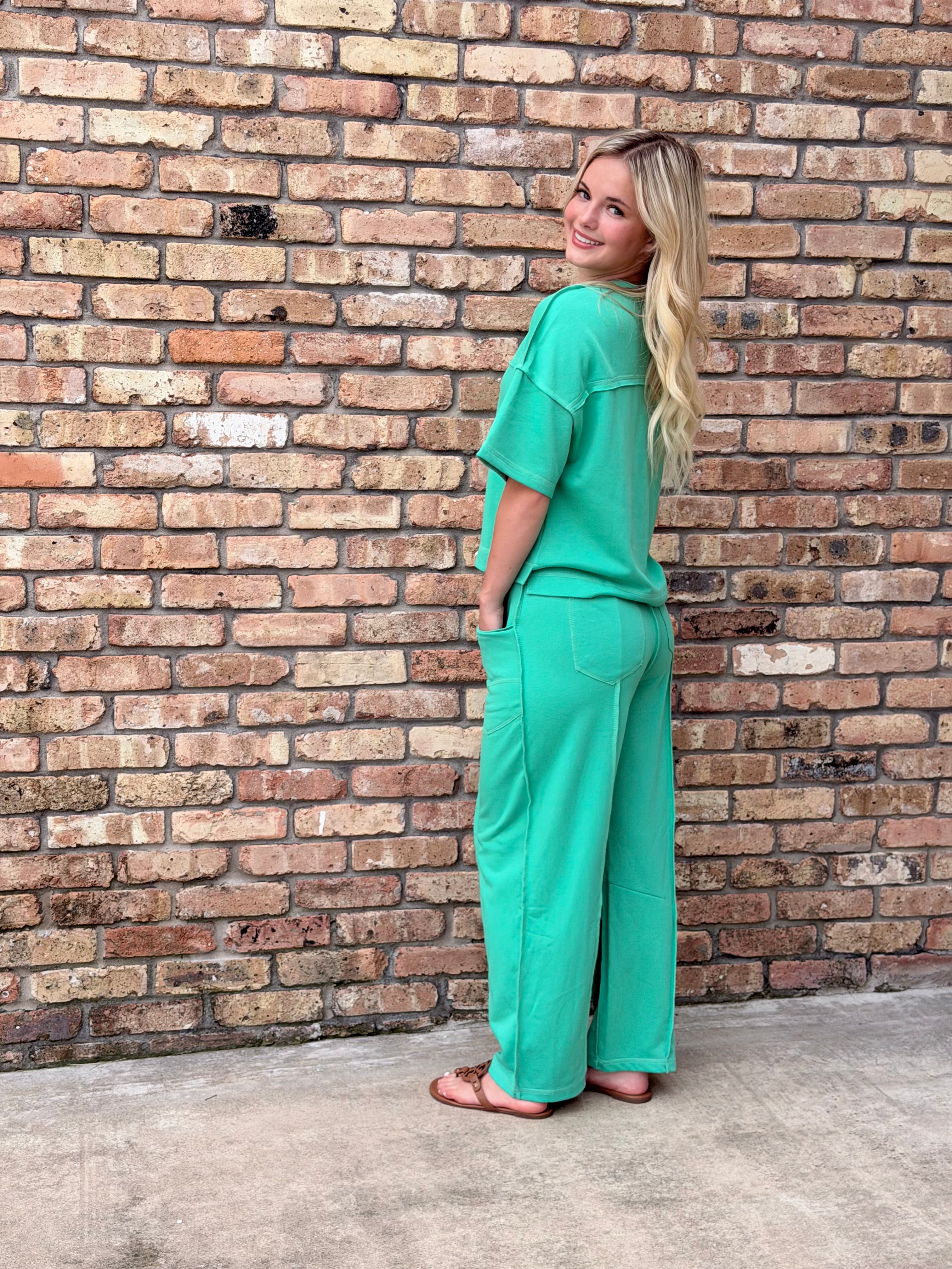 Emerald Ease Set