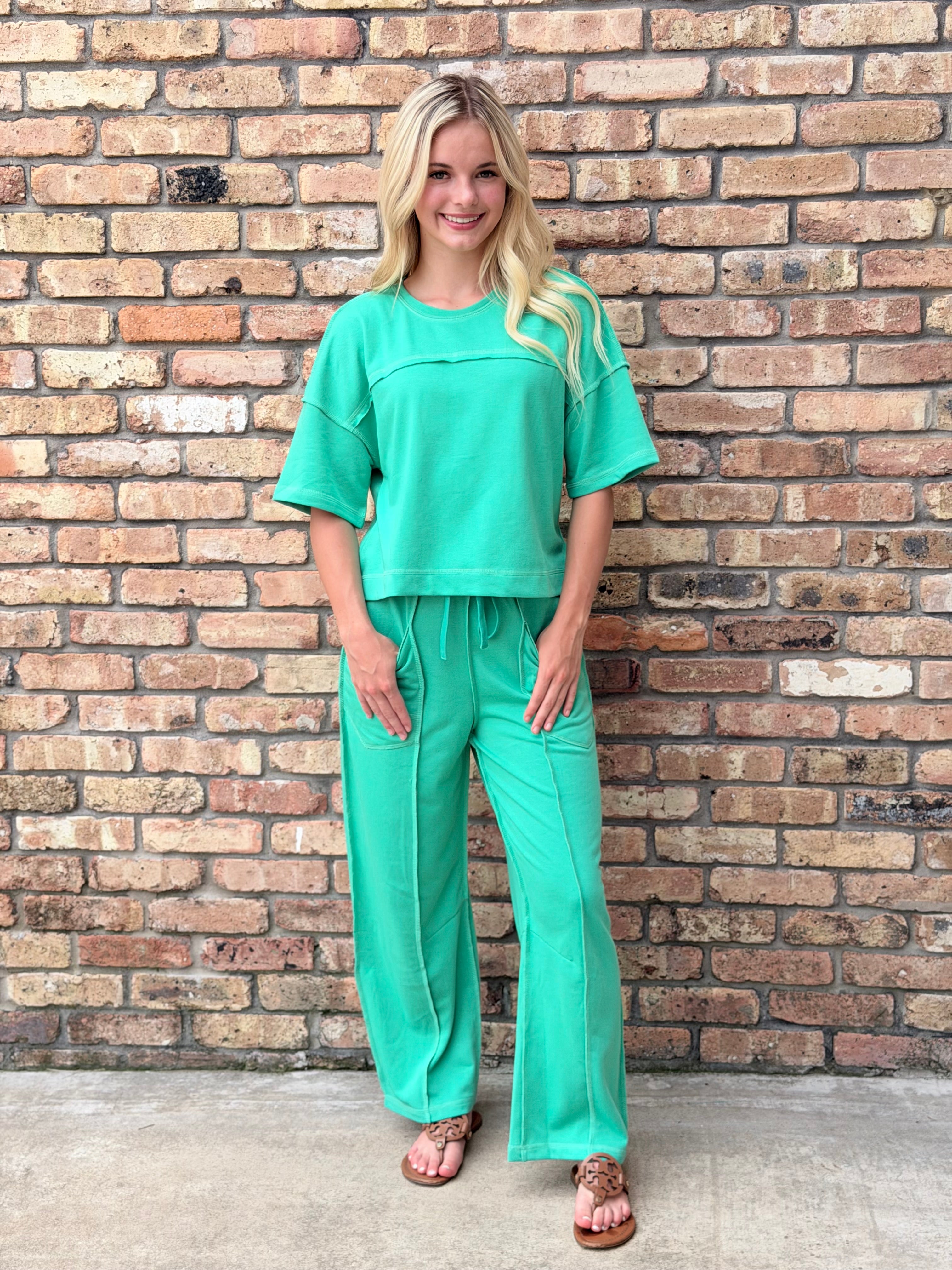 Emerald Ease Set
